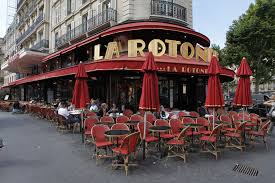 "a classic Parisian brasserie : La Rotonde"