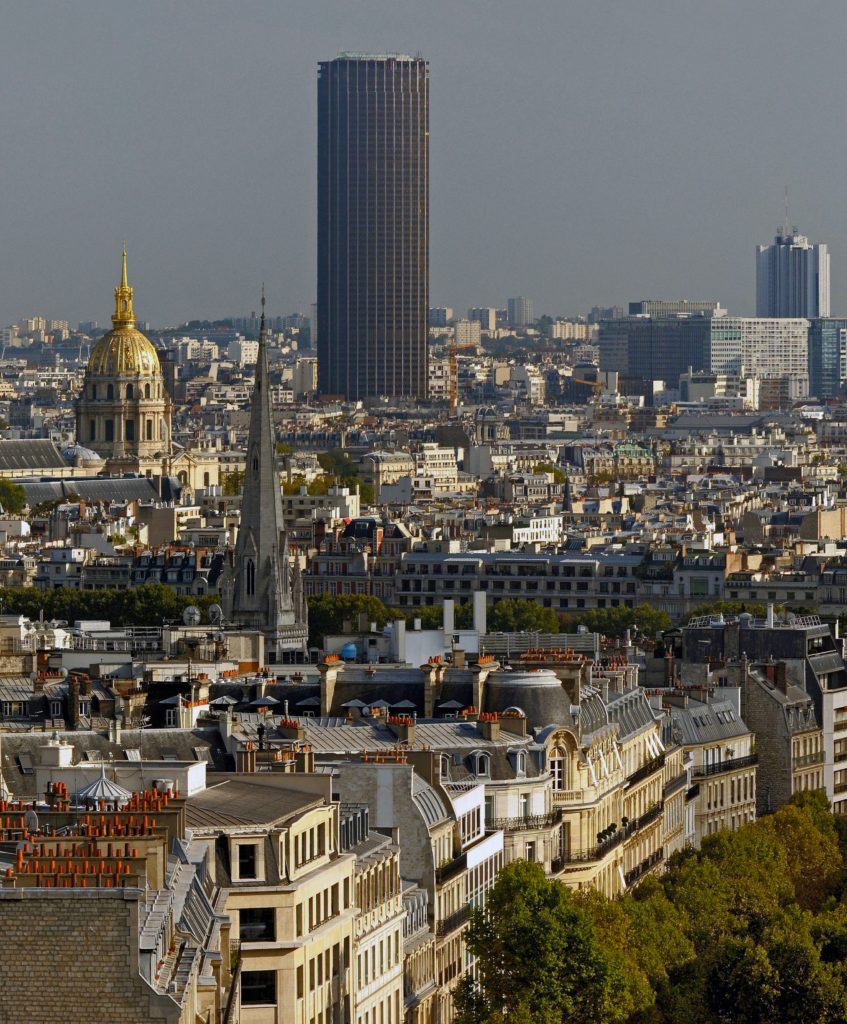 Montparnasse Tower : a wart in the Parisian landscape